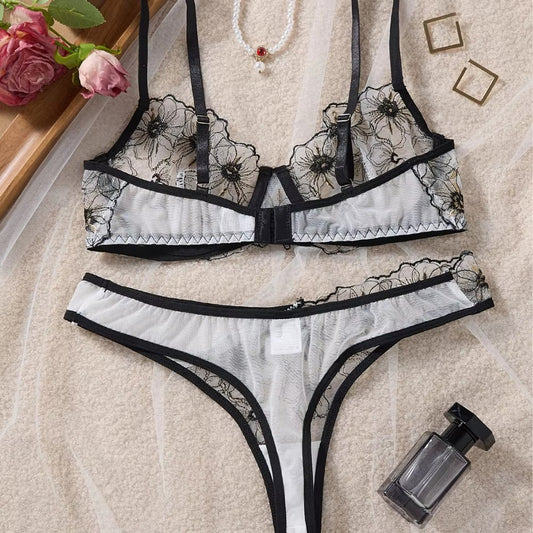 Black & White floral